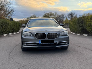 BMW 7 Series foto 1