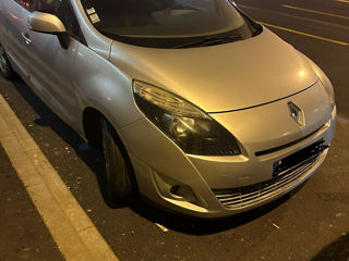 Renault Grand Scenic foto 4