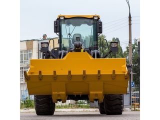 Новый фронтальный погрузчик XCMG LW500FN в наличии на складе в Кишиневе! foto 2