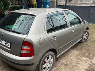 Skoda Fabia foto 2