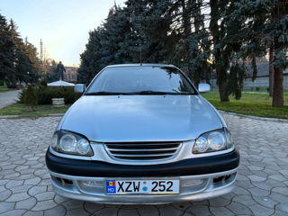 Toyota Avensis foto 10