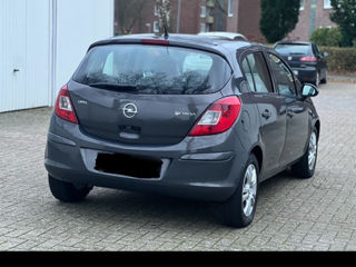 Opel Corsa foto 3