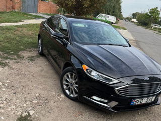 Ford Fusion foto 6