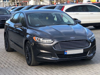 Ford Fusion foto 4