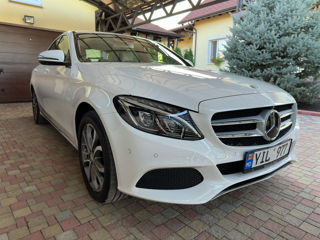 Mercedes C-Class foto 3