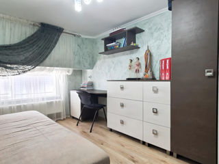 Apartament cu 3 camere, 95 m², Centru, Ialoveni foto 8