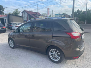 Ford Grand C-MAX foto 1