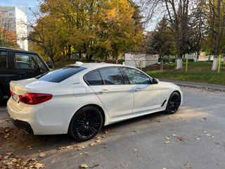 BMW 5 Series foto 3