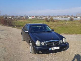 Mercedes E-Class