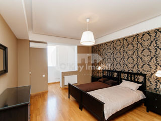 Apartament cu 3 camere, 130 m², Botanica, Chișinău foto 4