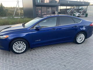 Ford Fusion foto 3