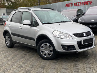 Suzuki SX4 foto 4