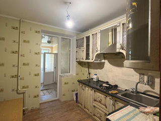 Ap. 2 cam., 43 м², 1/5 et.