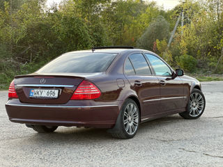 Mercedes E-Class foto 3