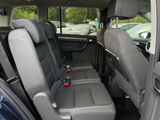 Volkswagen Touran foto 17