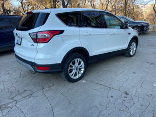 Ford Escape foto 3