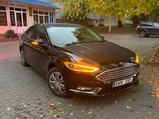 Ford Fusion foto 8