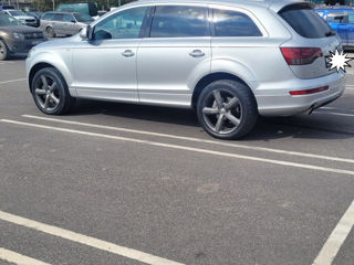 Audi Q7 foto 10