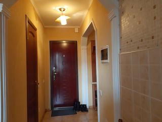 Se vinde apartament cu 3 camere separate, bd. C. Negruzzi, sect. Centru! foto 7