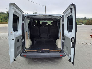 Opel Vivaro foto 10