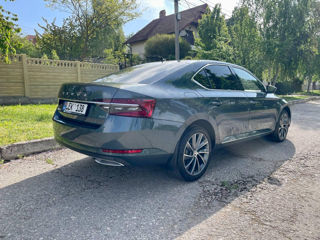 Skoda Superb foto 3