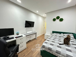 Apartament cu 3 camere, 113 m², Centru, Chișinău foto 3