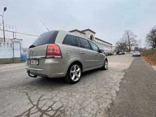 Opel Zafira foto 3