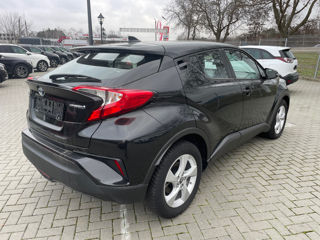 Toyota C-HR foto 3