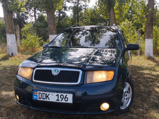 Skoda Fabia foto 3