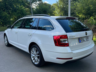 Skoda Octavia foto 3