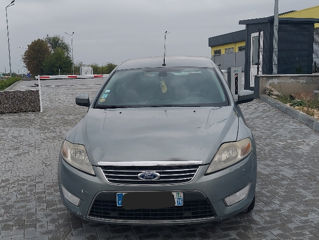 Ford Mondeo foto 6