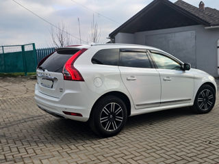 Volvo XC60 foto 3