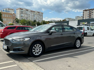 Ford Mondeo foto 1