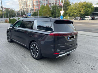 KIA Carnival foto 5