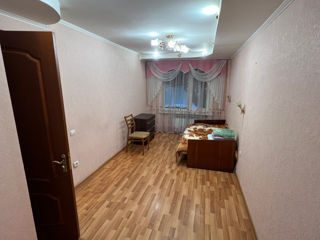 Apartament cu 2 camere, 52 m², Centru, Edineț foto 4