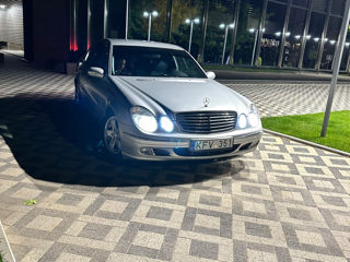 Mercedes E-Class foto 7