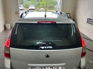 Renault Megane foto 2