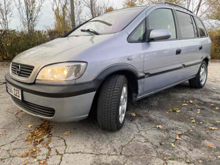 Opel Zafira foto 6