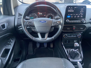 Ford EcoSport foto 9