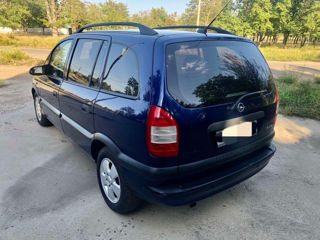 Opel Zafira foto 3