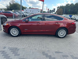 Ford Fusion foto 2