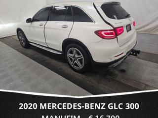 Mercedes GLC foto 4