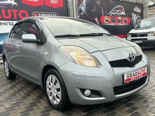 Toyota Yaris foto 2