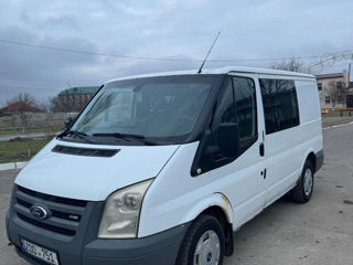 Ford Transit Connect foto 2