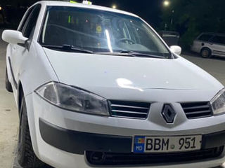 Renault Megane фото 0