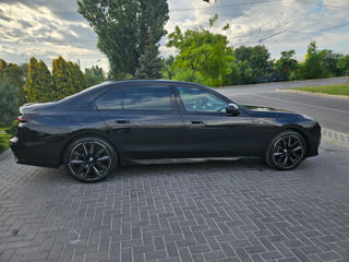 BMW 7 Series foto 6