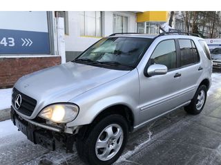 Razborca Mercedes ML