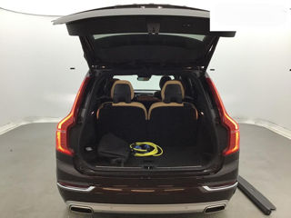 Volvo XC90 foto 11