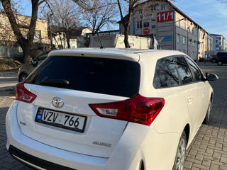 Toyota Auris foto 3