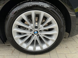 BMW 5 Series foto 15